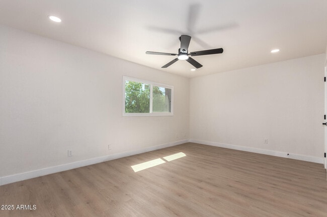 Building Photo - 7647 E Montecito Ave