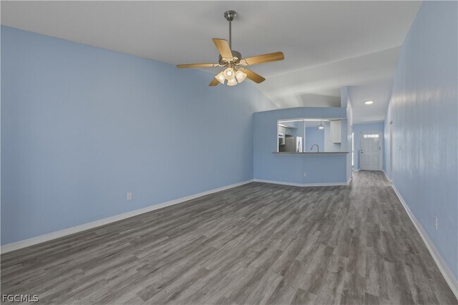 Building Photo - 876 Gulf Pavillion Dr