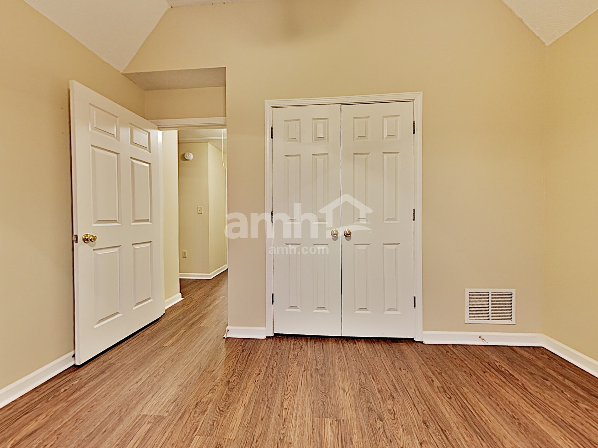 Building Photo - 9357 Bryant Trent Blvd