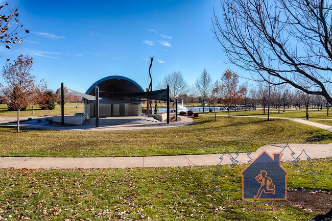 Building Photo - 2539 Bottle Brush Ave