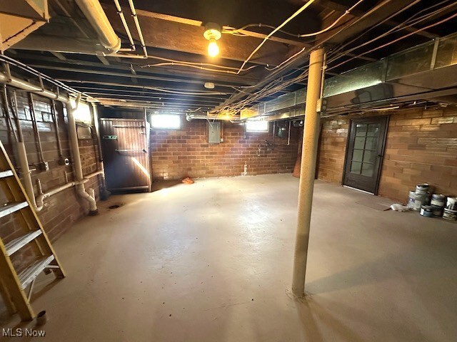 Building Photo - 1119 Abbey Pl