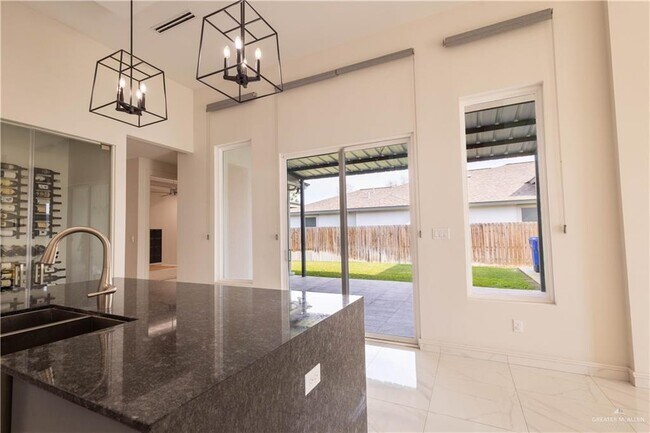 Building Photo - 30 Wisteria Ave