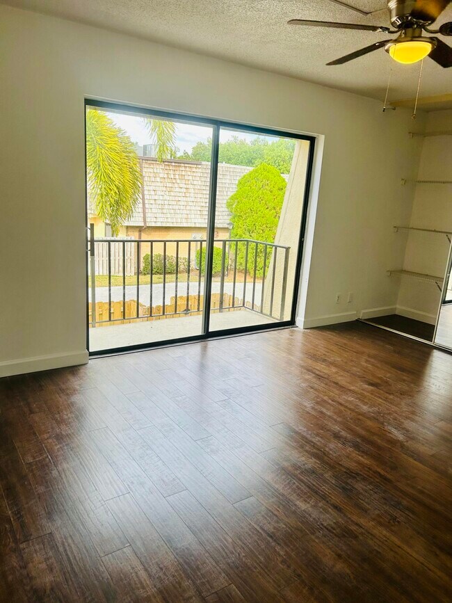 Building Photo - 31 Lake Arbor Dr