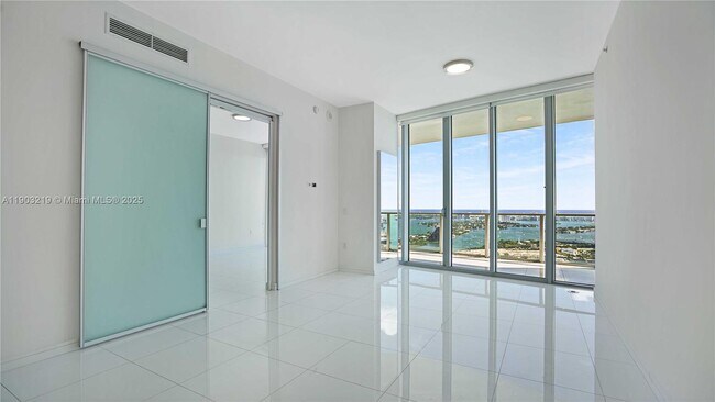 Building Photo - 1100 Biscayne Blvd