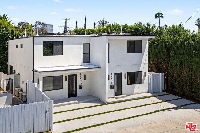 Building Photo - 5841 Whitworth Dr