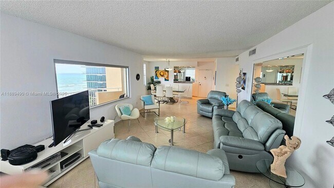 Building Photo - 1980 S Ocean Dr