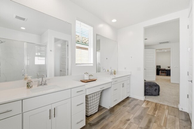 Building Photo - 3251 S Lotus