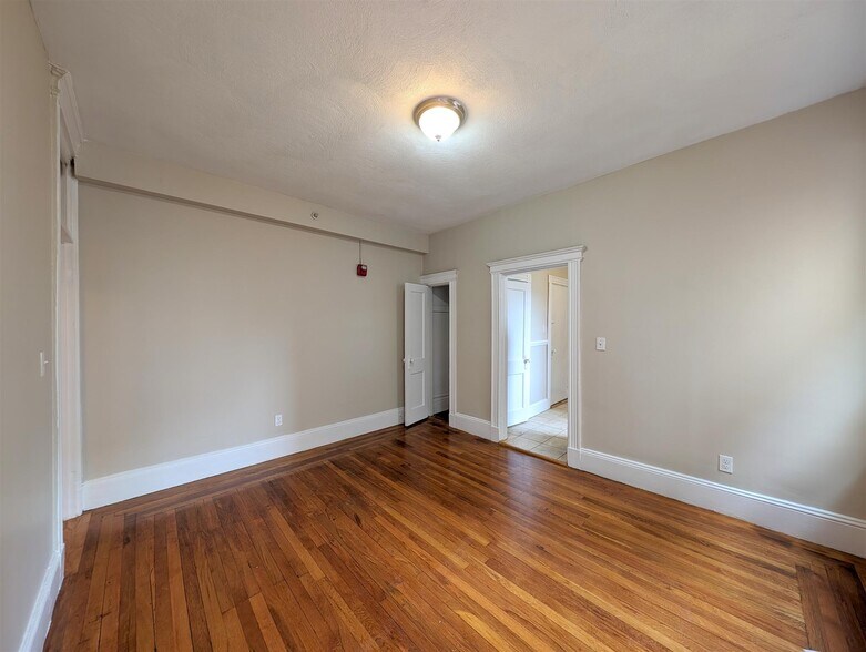 Building Photo - 50 Hancock St