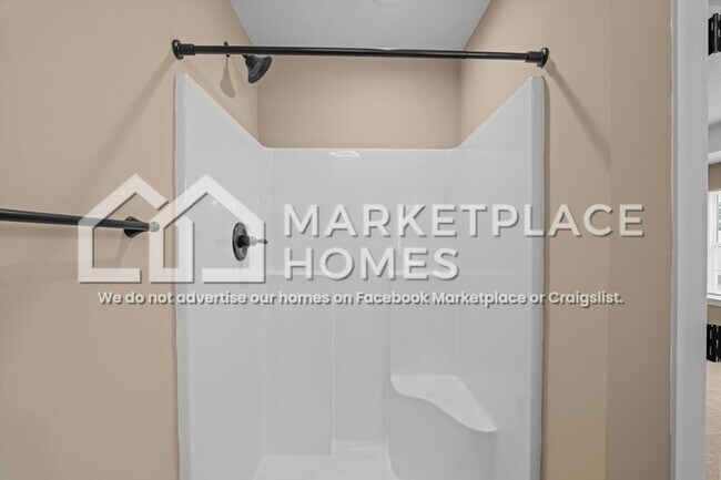 Building Photo - 108 James St