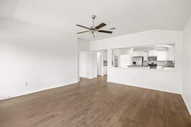 Building Photo - 601 Cortona Ln