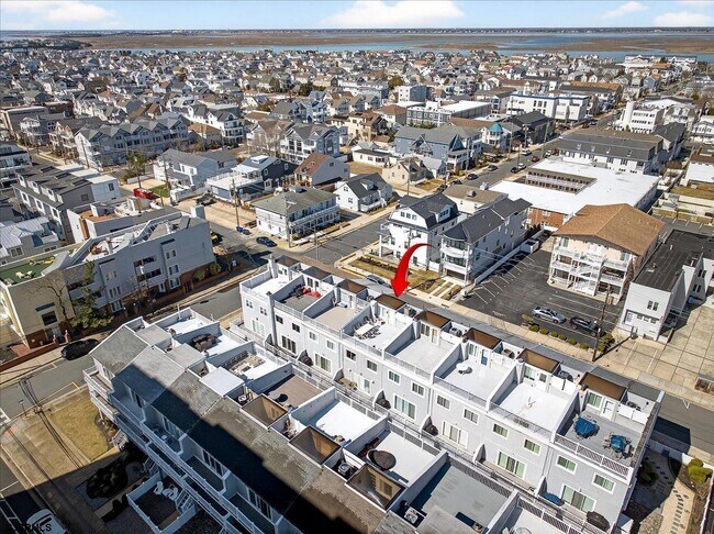 Building Photo - 9616 Pacific Ave