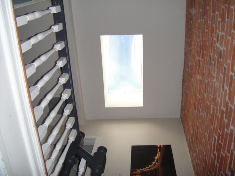 Building Photo - 836 Huntington Ave