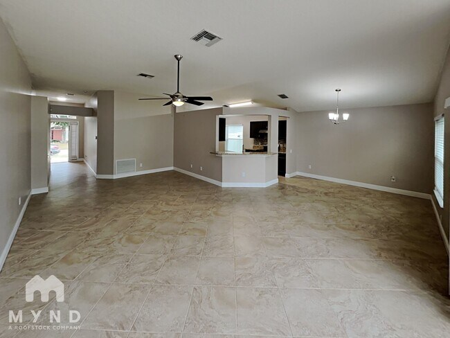 Building Photo - 13225 Early Run Ln