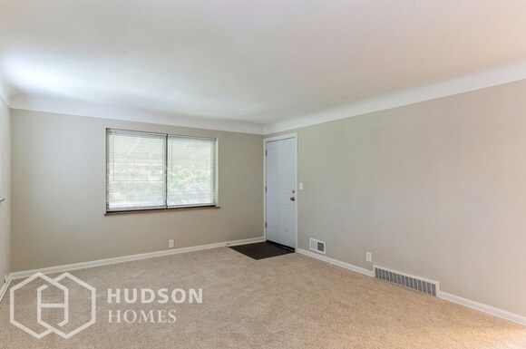 Building Photo - AVAILABLE NOW! - 4509 Barbara Place Unit 2...