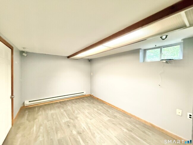 Building Photo - 112 Ochsner Pl