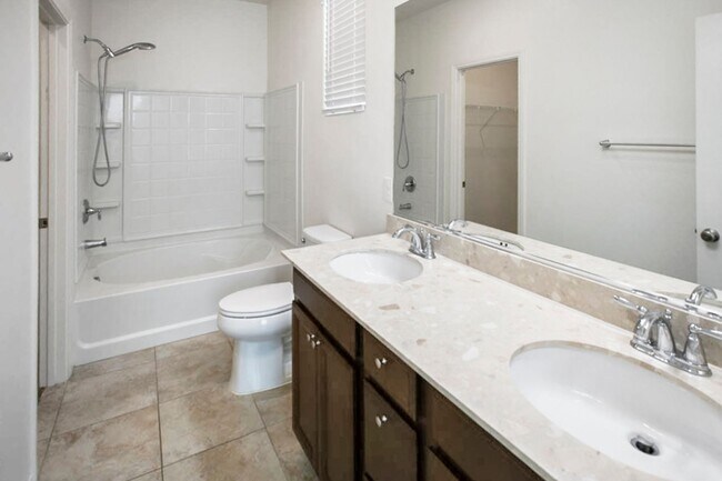 Building Photo - Beautiful 3 Bedroom Single Story West Vegas Home