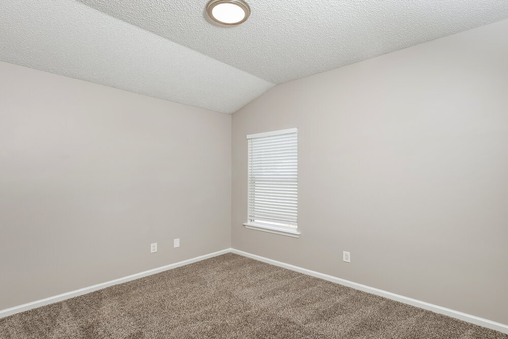 Building Photo - 3014 Piedmont Manor Dr