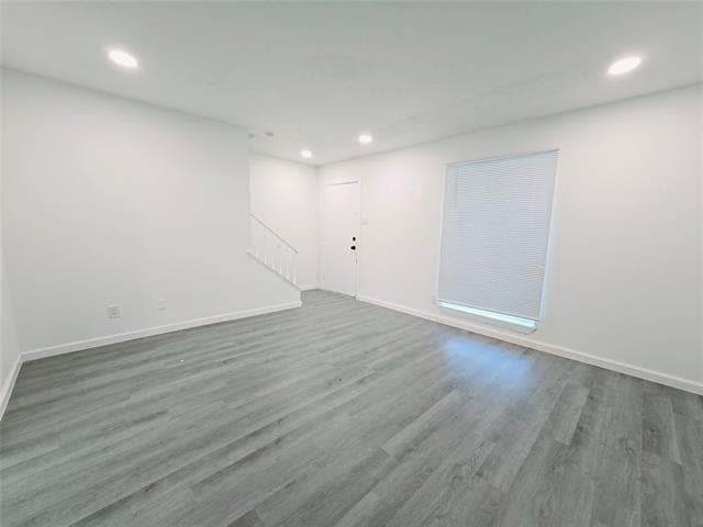 Building Photo - 620 Royal Crest Dr