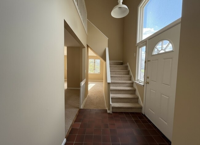 Building Photo - 110 Hamlet Dr