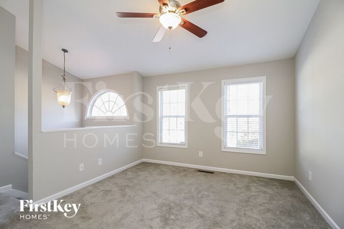 Building Photo - 950 Buckhorn Ct
