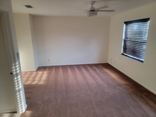 Building Photo - 9082 Cavatina Pl