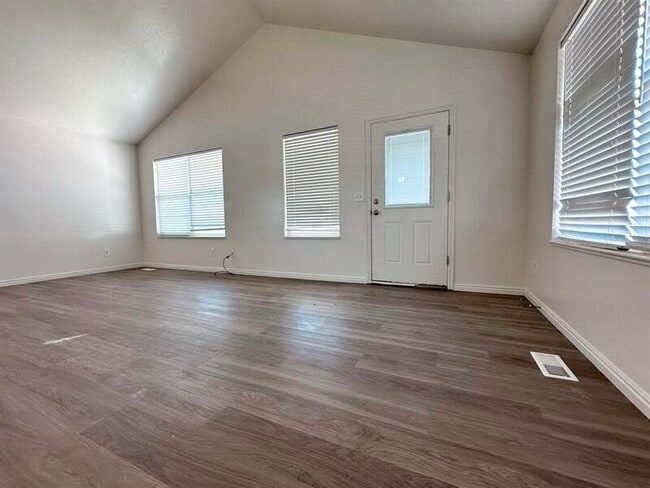 Building Photo - 327 N 270 W