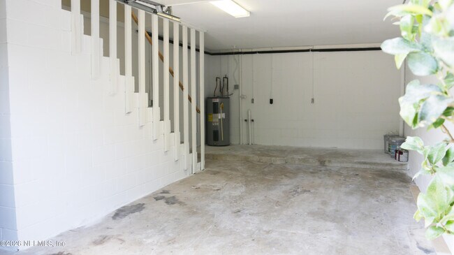 Building Photo - 232 Aquarius Concourse