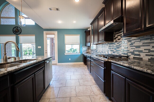 Building Photo - 5802 Caper Shores Ln