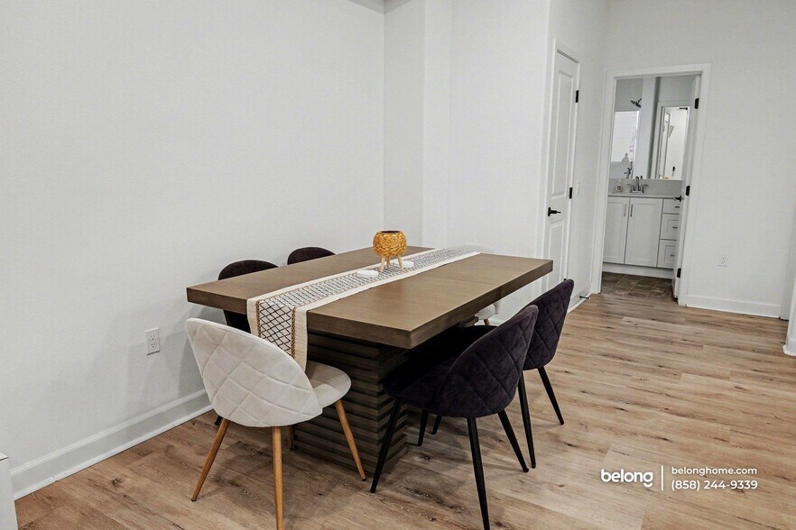 Building Photo - 2313 Acara Cir