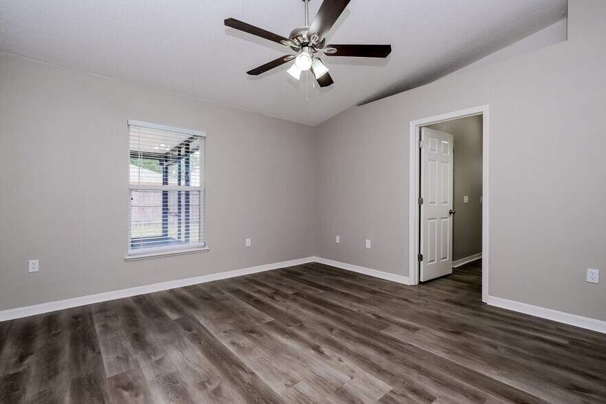 Building Photo - 10403 Fly Fishing St