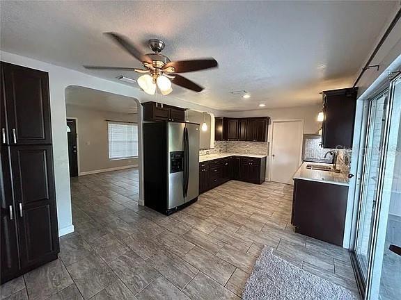 Building Photo - 703 Chadsworth Ave