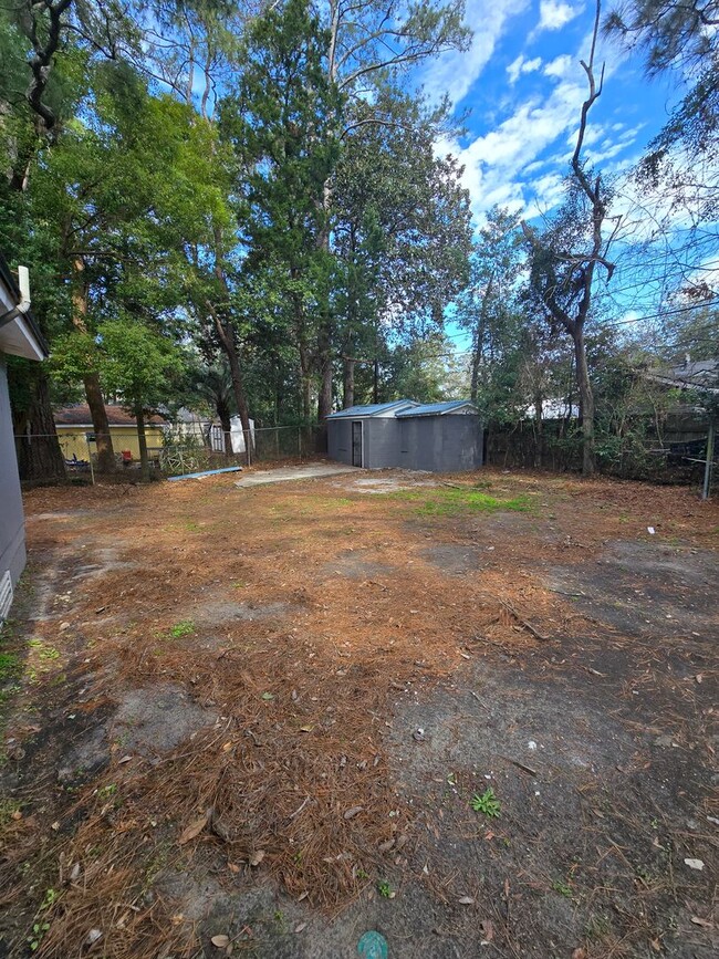 Building Photo - 8 Hibiscus Ave