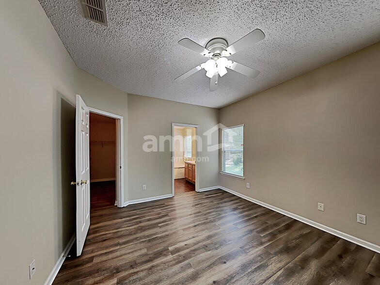 Building Photo - 976 Ashton Cove Terrace