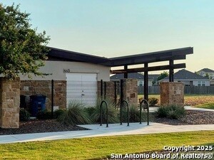 Building Photo - 1824 Heather Glen Dr