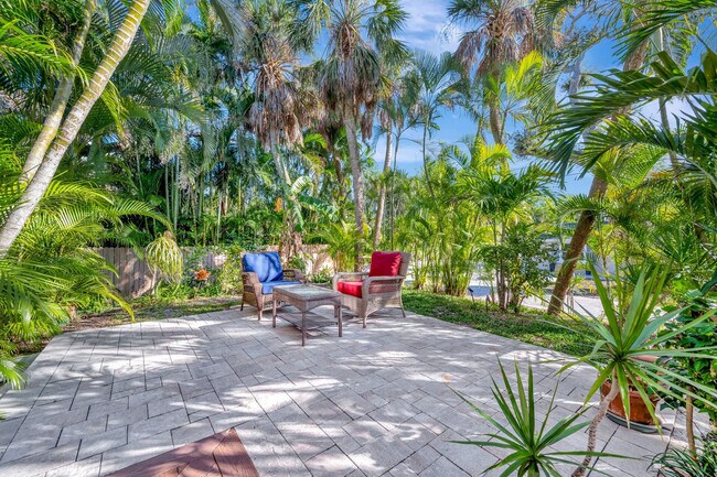 Building Photo - 28 Michiana Dr