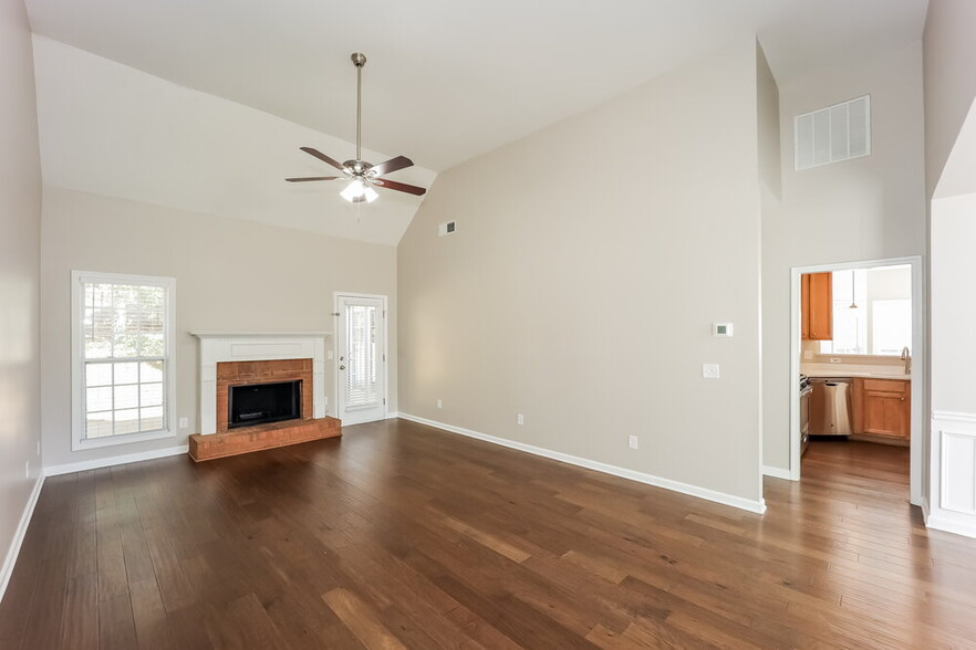 Building Photo - 116 Freeman Forest Dr