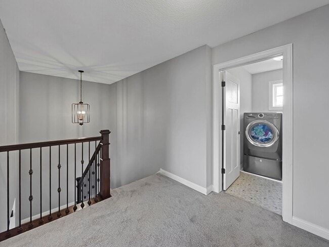Building Photo - 9073 Degler Ln