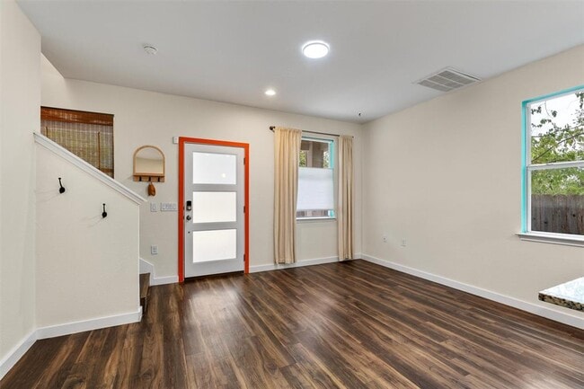 Building Photo - 7610 Bethune Ave
