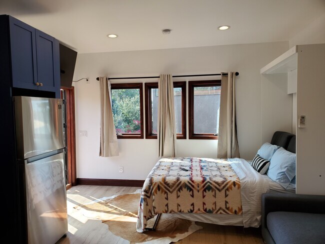 Building Photo - 3665 Wasatch Ave