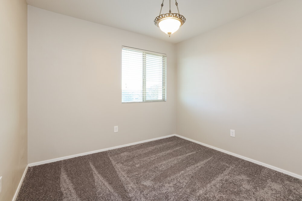 Building Photo - 856 W Calle Arroyo Norte