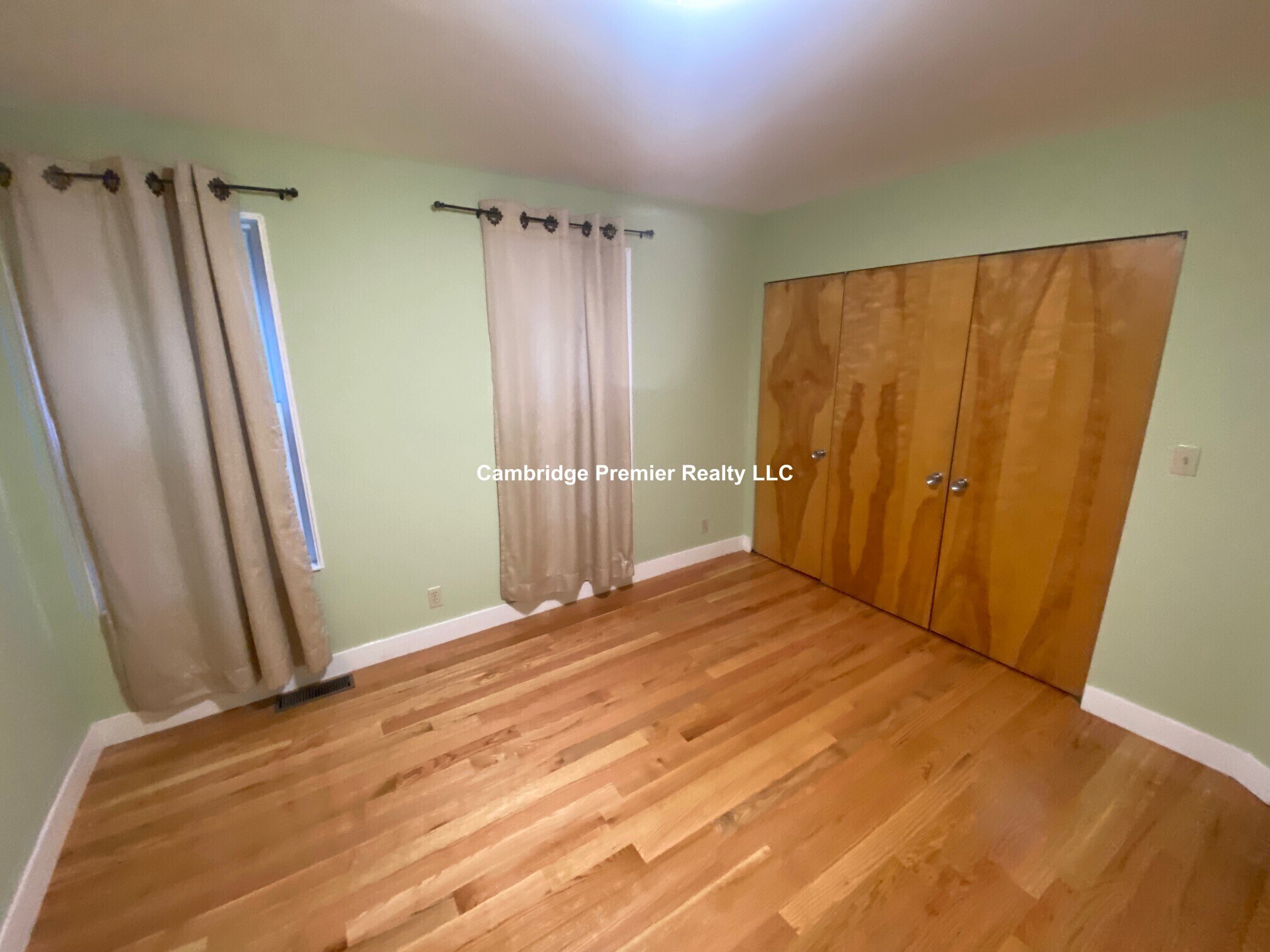 Building Photo - 10 Packard Ave