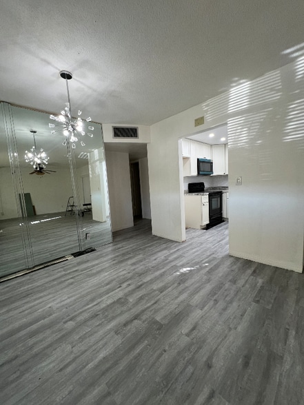 Building Photo - 1701 NW 46th Ave