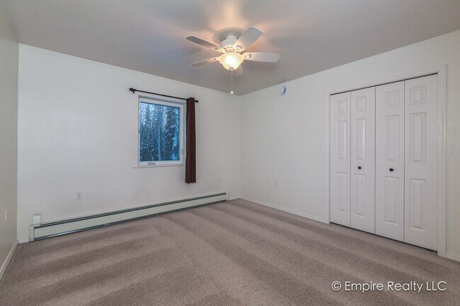 Building Photo - 4 BD Single Family Home in North Pole