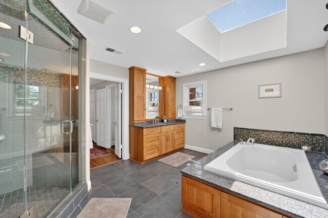 Building Photo - 5115 Cape Cod Ct