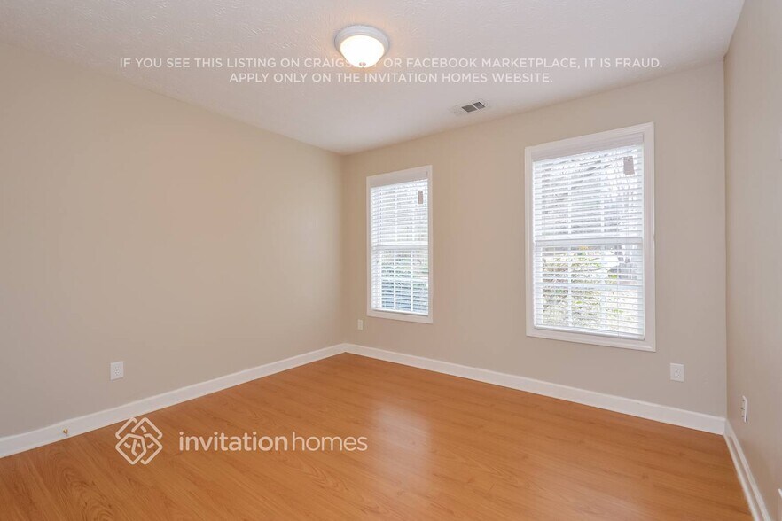 Building Photo - 2021 Bay Ct