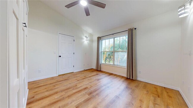 Building Photo - 315 S Edison Ave