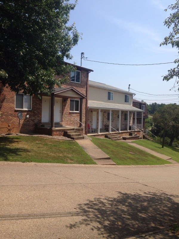 49 Dutch Hills Terrace 49 Dutch Hills Terrace Parkersburg WV 26104