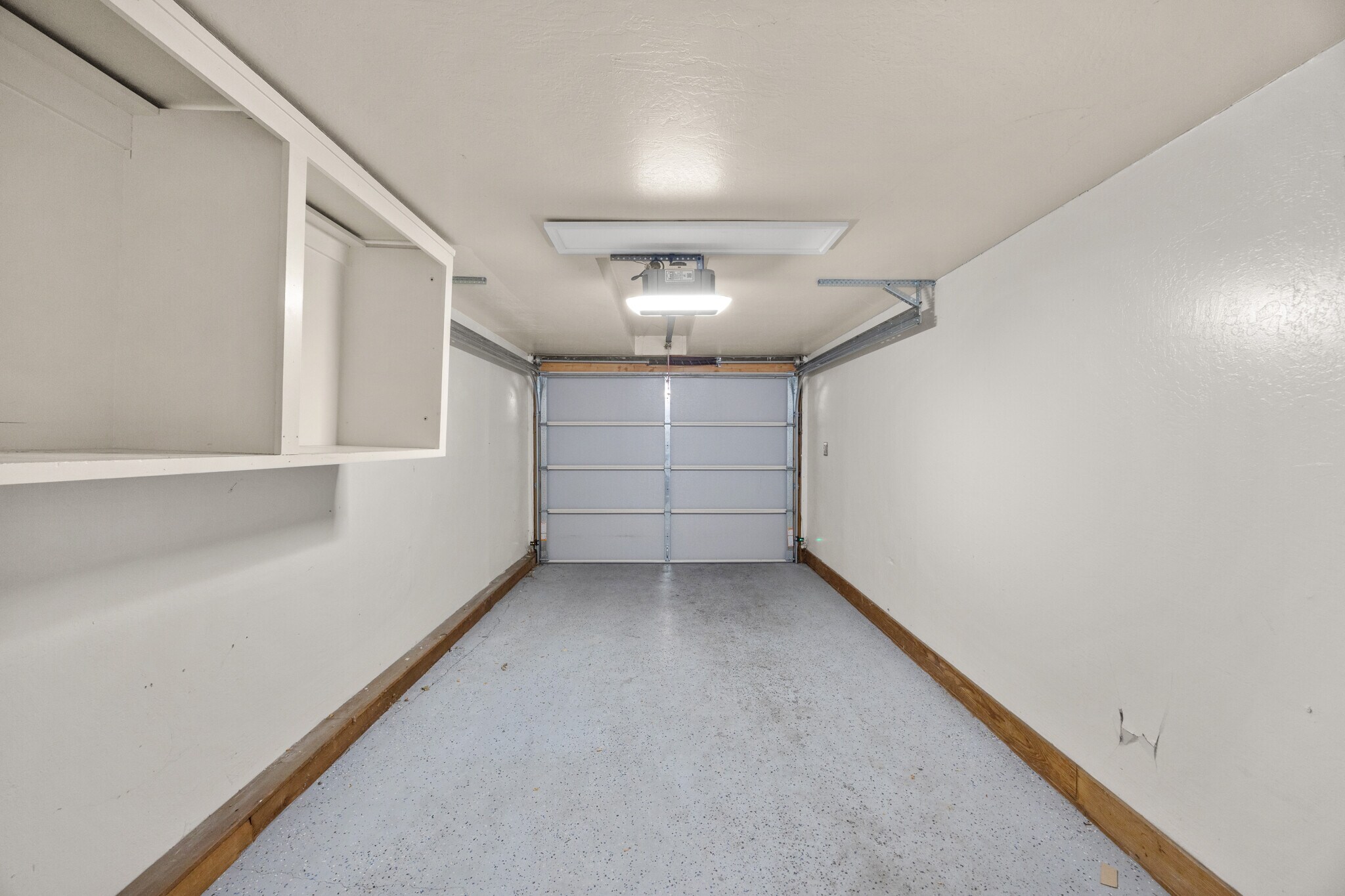 Building Photo - 1926 Pomar Way