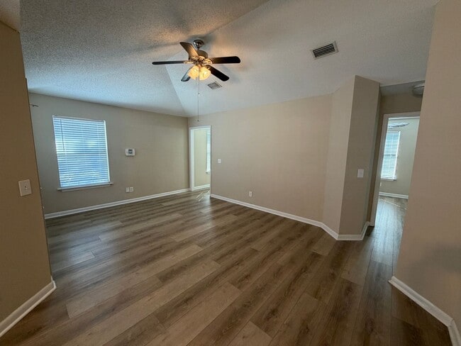 Building Photo - 114 Dalton Cody Dr