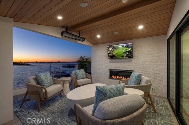 Building Photo - 130 S Bay Front